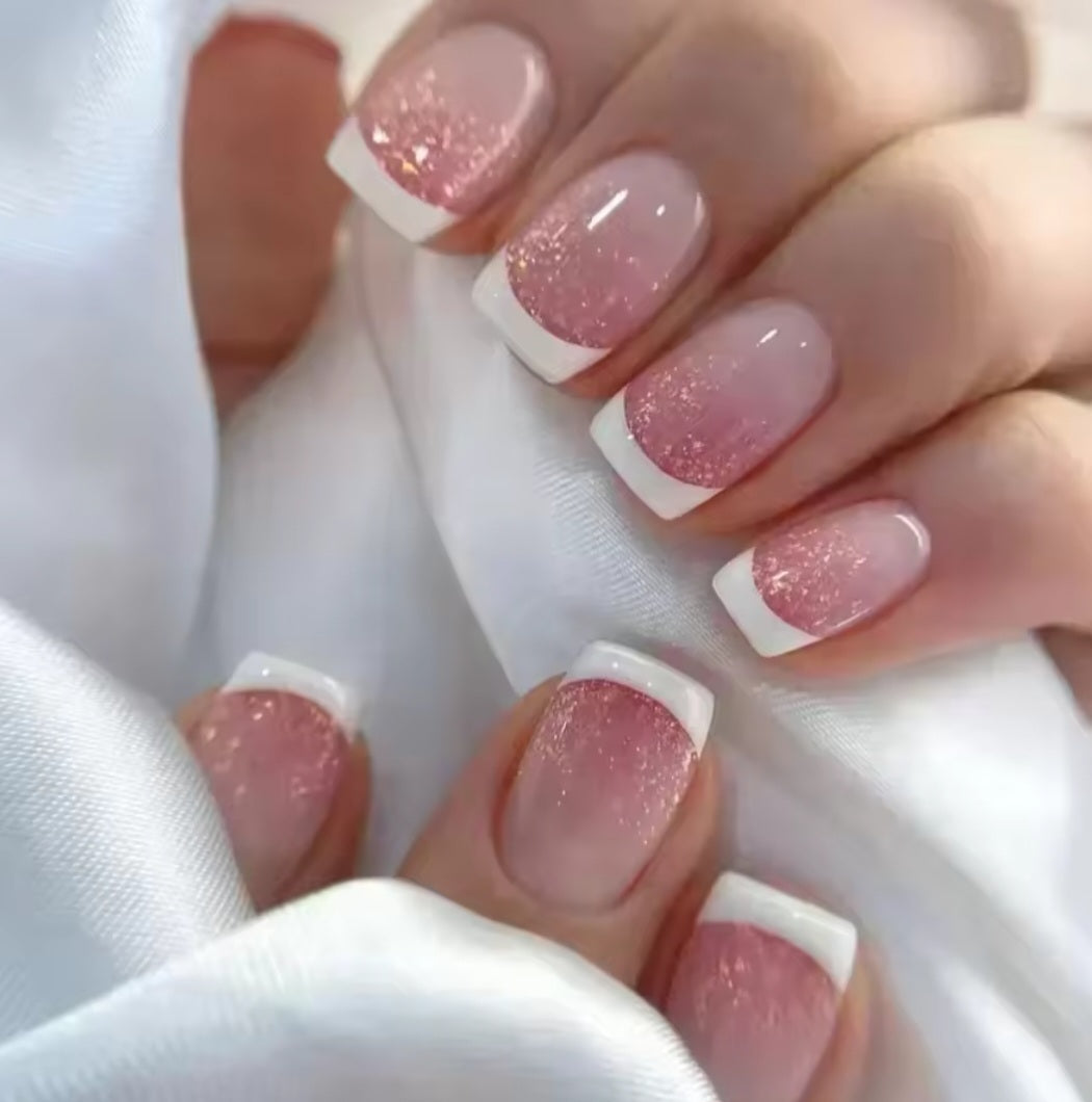 GlossyTips - Milky French